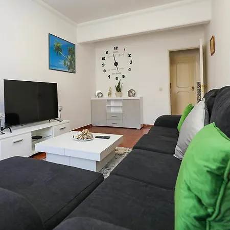 Apartament B74 - Cardoso House In *