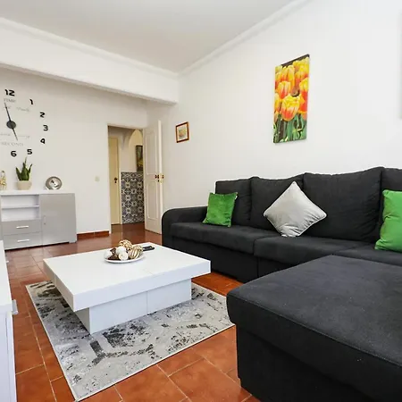 B74 - Cardoso House In *