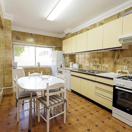 B74 - Cardoso House In